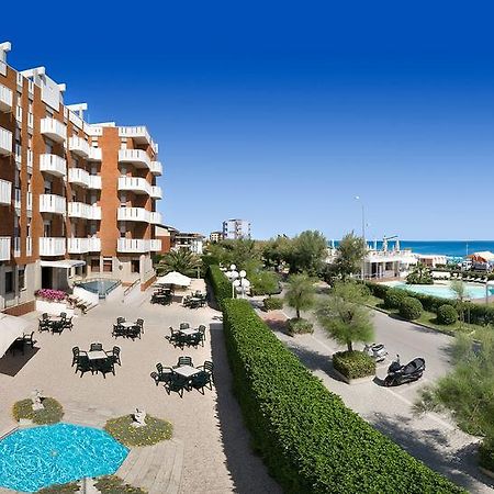Hotel Continental Fano Εξωτερικό φωτογραφία