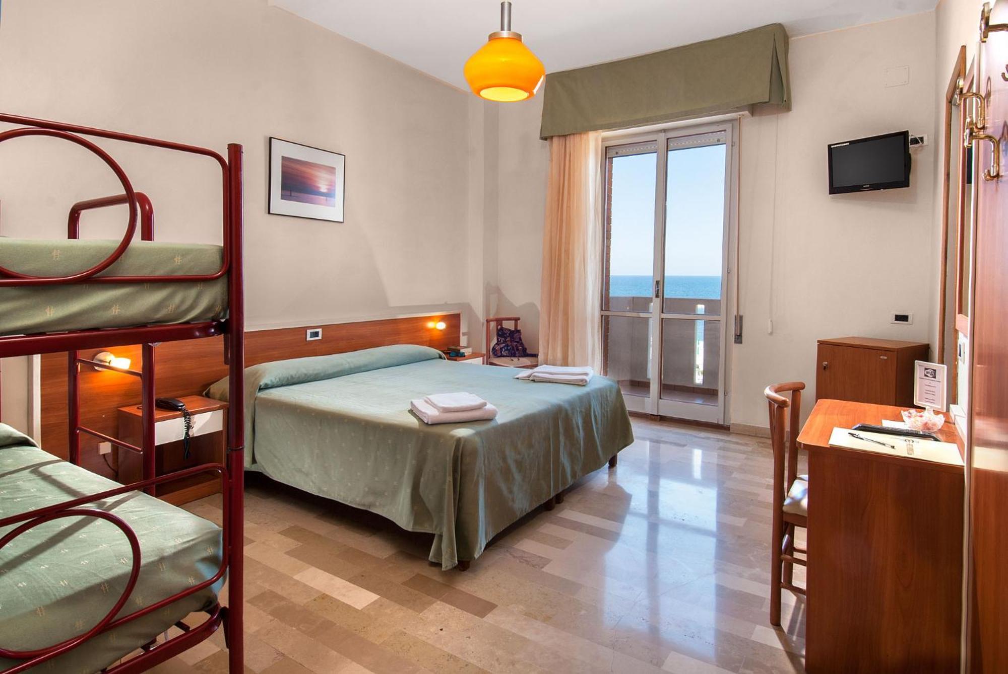 Hotel Continental Fano Δωμάτιο φωτογραφία