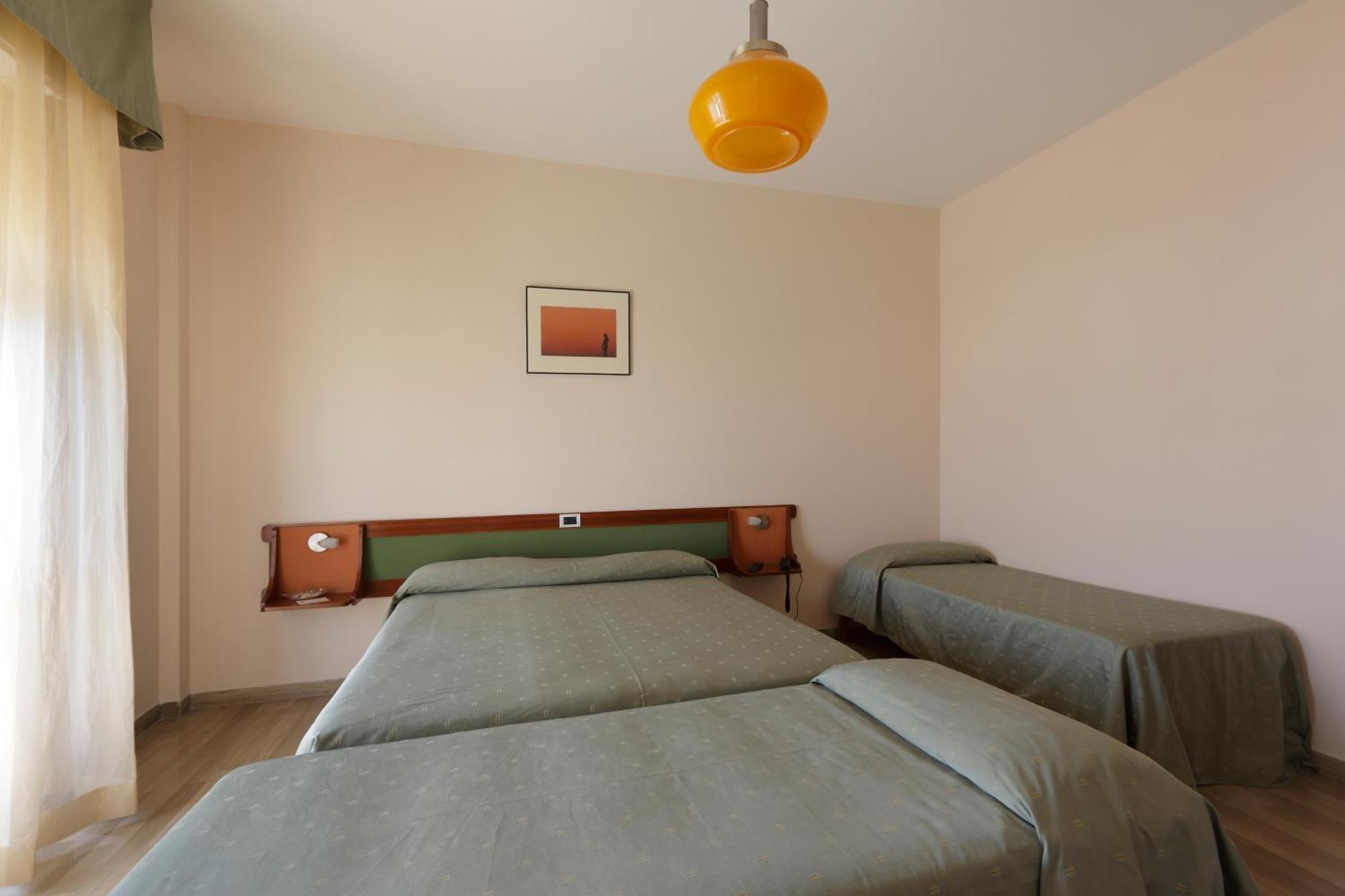 Hotel Continental Fano Εξωτερικό φωτογραφία