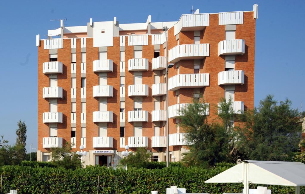 Hotel Continental Fano Εξωτερικό φωτογραφία